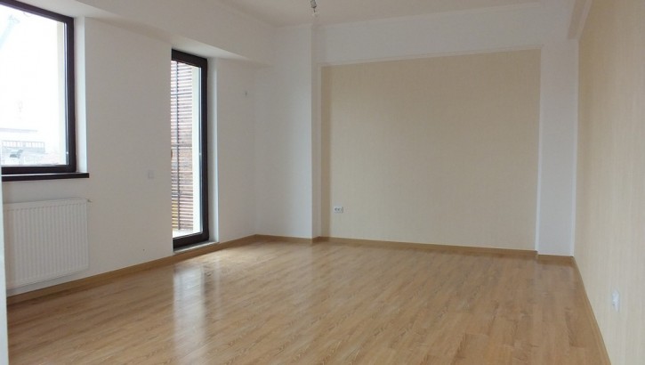 Apartament de vanzare 3 camere, Bucurestii Noi