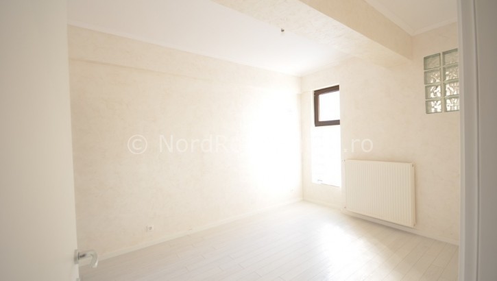 Apartament de vanzare 3 camere, Piata Victoriei