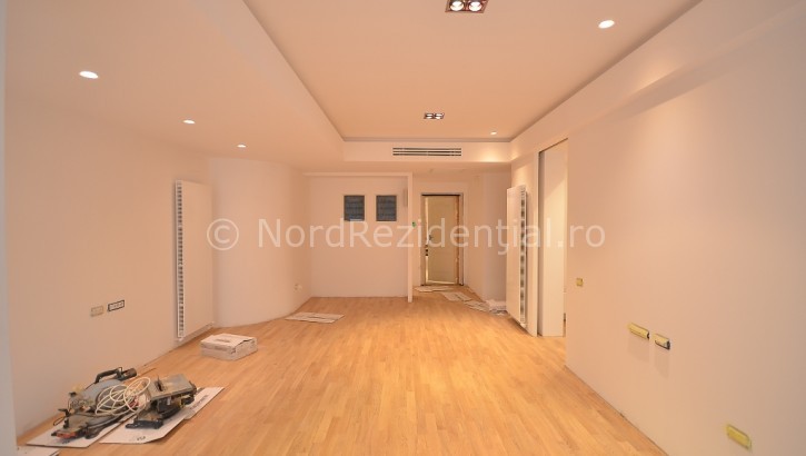 Apartament de vanzare Aviatorilor 4 camere