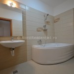 Apartament 6 camere de vanzare Romana