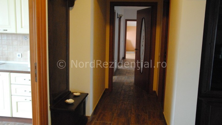 Apartament de vanzare 5 camere, Piata Romana