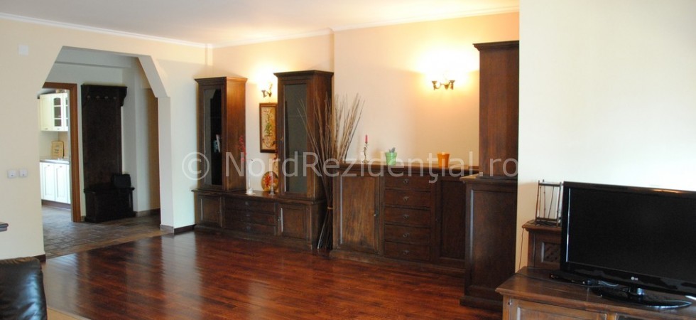 Apartament de vanzare 5 camere Piata Romana